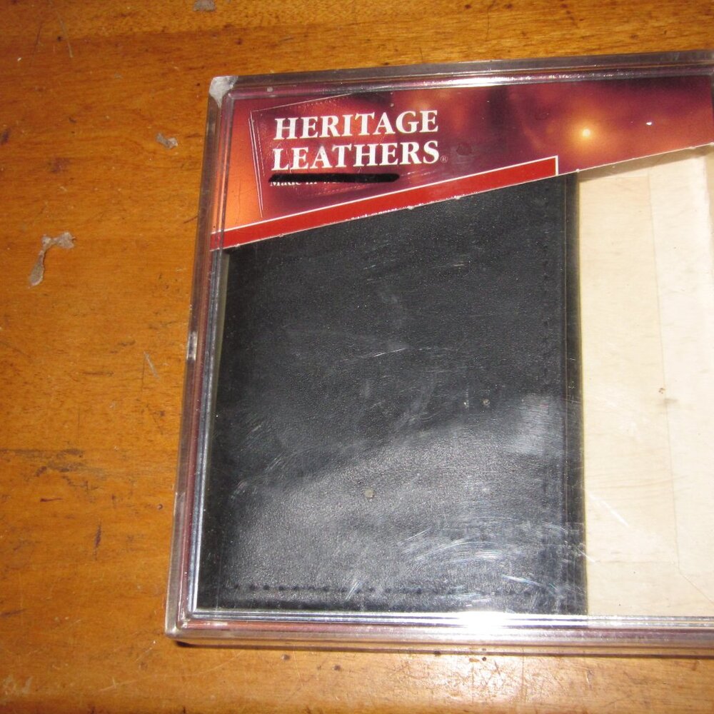 Mens new Heritage Leather billfold trifold black wallet